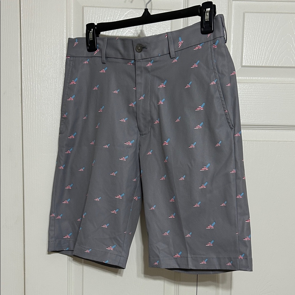 Walter Hagen Gray Athletic Shorts with Flag Pattern